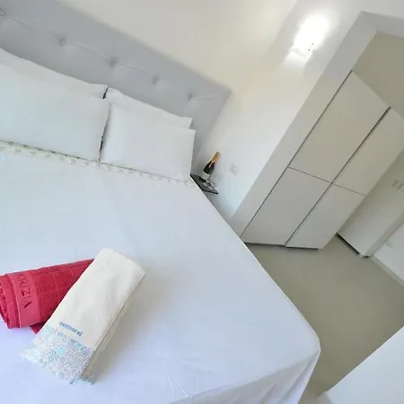 Izzhome New One Hotel 2*