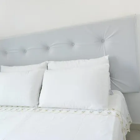 Izzhome New One 2* Pula