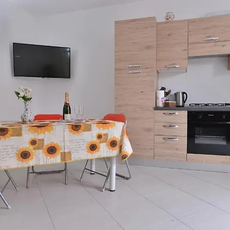 Hotel Izzhome New One 2*
