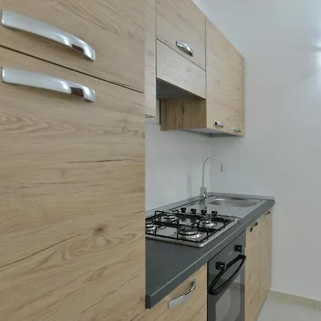 Hotel Izzhome New One